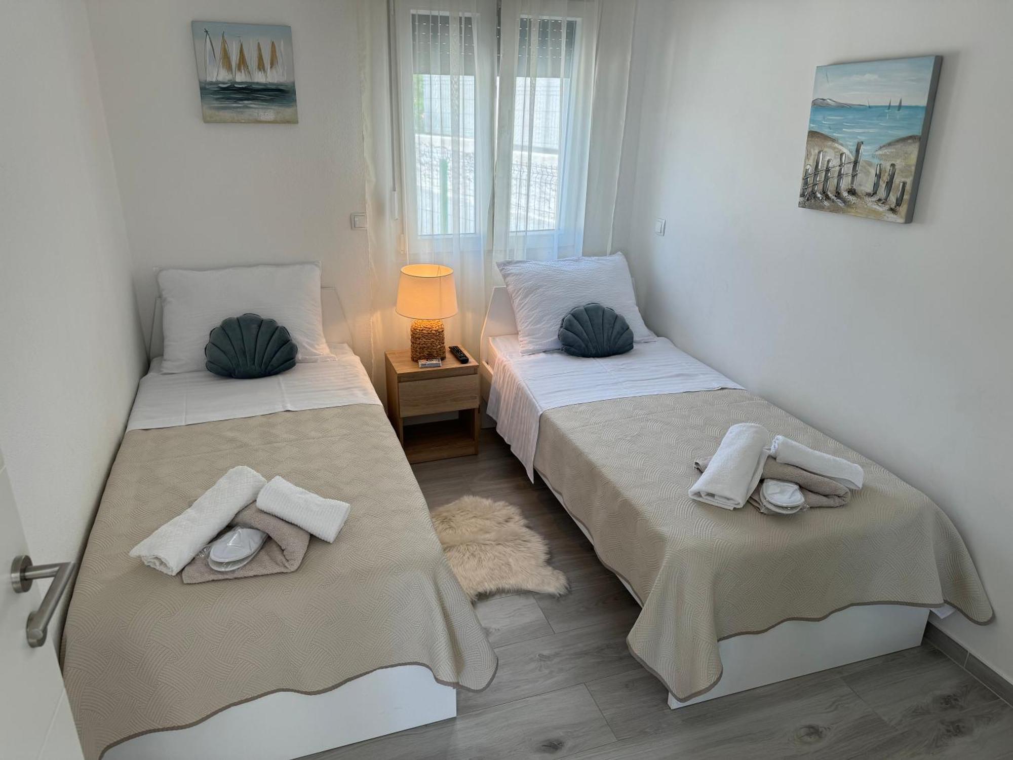 Beach House Oasis Villa Livak Kaštela Extérieur photo
